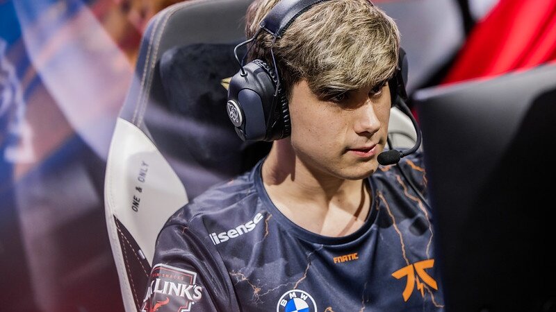 Iván "Razork" Martín, jungler et joueur de l'équipe Fnatic, évoluant en LEC sur le jeu League of Legends de Riot Games.